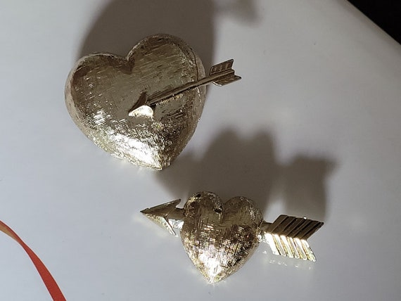 Vintage Valentine Heart Brooch Set - Pierced by A… - image 3