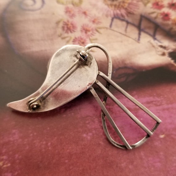 Vintage Operculum Shell & Silver Brooch, Cat's Ey… - image 3