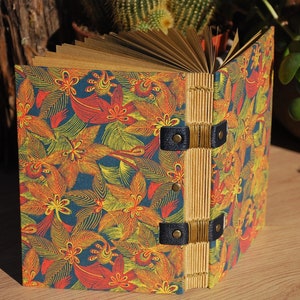 Jungle style travel notebook, this handmade notebook is made up of 120 pages of kraft paper, Coptic binding, choice of cover paper