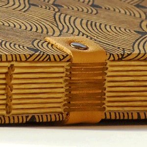 Travel notebook with caramel and black or ivory and black geometric patterns, this handmade notebook is made up of 120 pages of kraft paper image 3