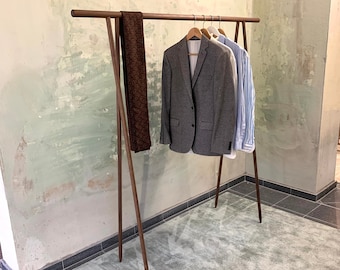 KL.2.2 - 160cm, Minimal Kleiderständer, Clothes Stand, Eiche-Oak-Nussbaum-Walnut-Shirt Stand-Dress Stand