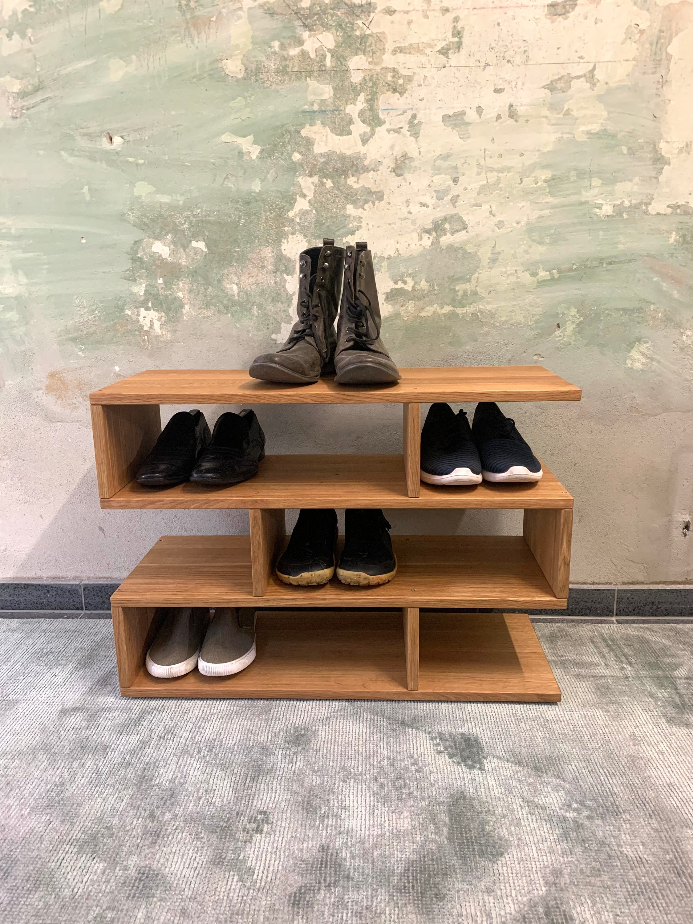 The ZIGZAG Schuhregal Eiche, Shoe Shelf , Shoe Rack , Shoe Storage,  Schuhregal Holz, in Oak 