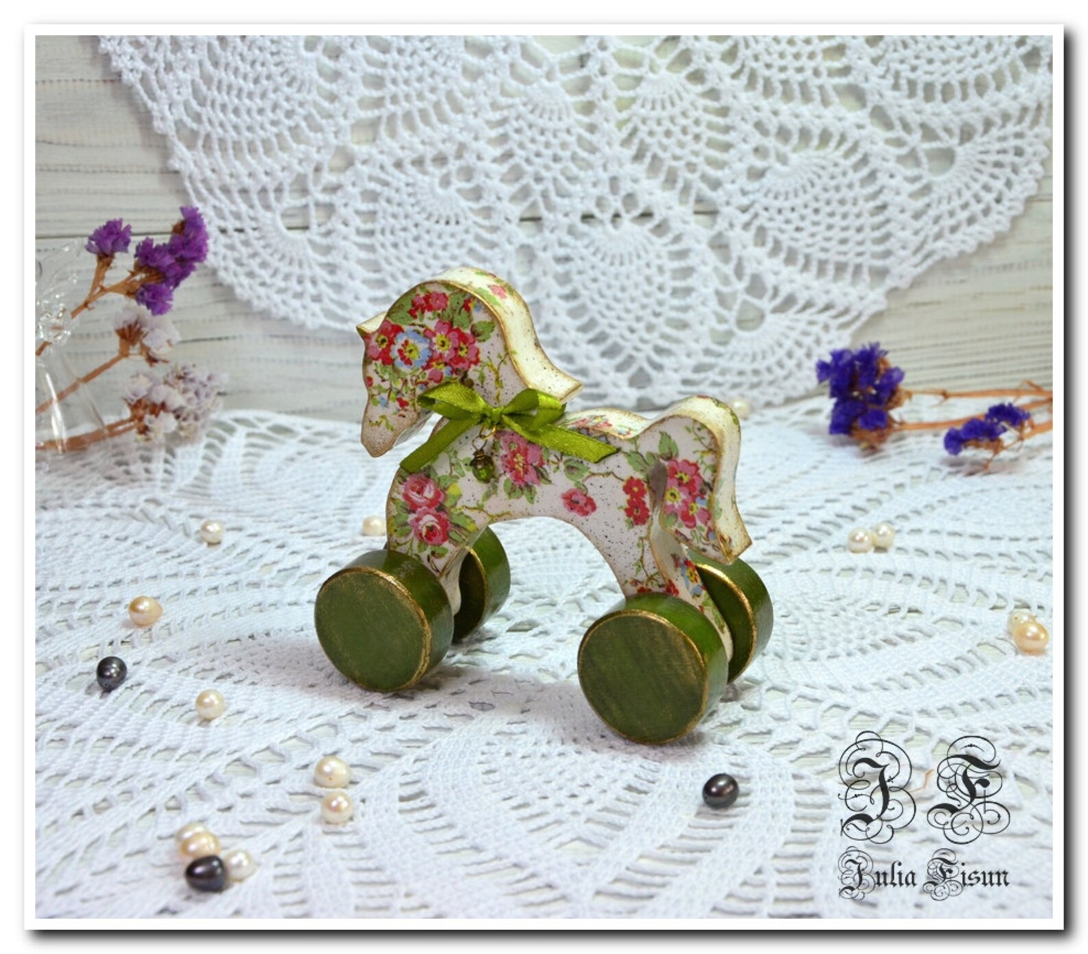 White Horse Figure Wood Toy Rolling Toy Rustic Home Decor Toy Etsy