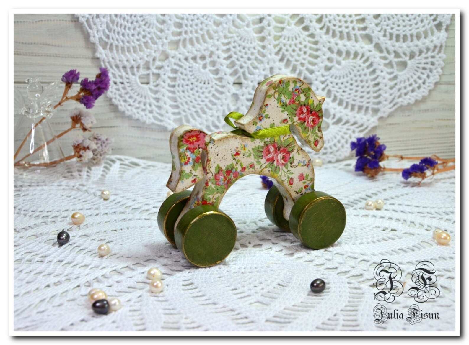 White Horse Figure Wood Toy Rolling Toy Rustic Home Decor Toy Etsy