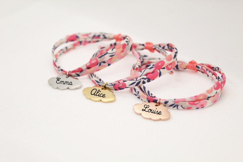 Bracelet personnalisé, bracelet pendentif nuage, bracelet liberty médaille, bracelet gravé enfant, bracelet gravé maman, cordon liberty image 2