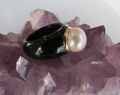 Black Onyx 10k gold Cultured Pearl Dinner or Cocktail Ring