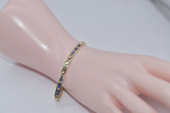 18k Gold Diamond & Sapphire Tennis Bracelet 7" - image 6
