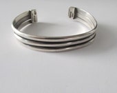 Vintage Sterling Silver Taxco TV-89 3 band Cuff bracelet