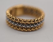 Sleek 18k Yellow & White Gold Stacked Beaded Bands