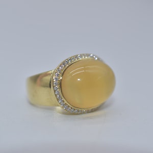 18k yellow Gold Carmel Moonstone Diamond Halo Ring Stunning