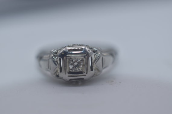 Sweet Antique 18k White Gold Art Deco Era Diamond… - image 1