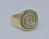 18k Yellow Gold Bold Diamond Swirl Fossil Ring