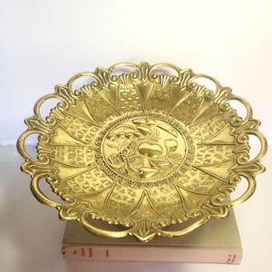 Vintage Brass pedestal bowl, ornate gold decorative fruit bowl, embossed brass round bowl on stand, brass decor table centrepiece.