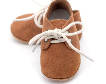 Brown toddler shoes, baby leather moccasins for boy or girl, baby birthday gift, baby shoes,1st birthday outfit, kids shoes,  birthday gift