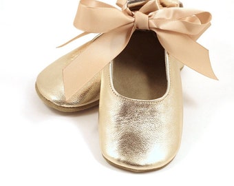 Gold baby ballet flats, baby girl shoes, flower girl shoes, baby shower gift, birthday shoes, shoes for baby girl, ballet shoes for girls