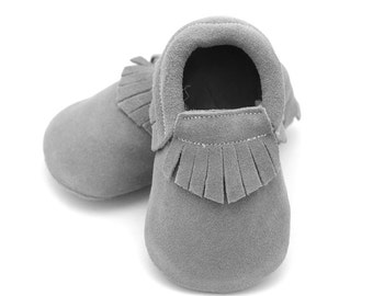 Steel gray baby moccasins, baby shoes, fringed booties, baby mocs, for boy or girl, leather baby shoes, baby shower gift