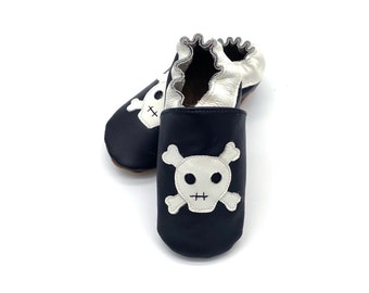 FINAL SALE. Baby boy skull shoes, Halloween baby shoes with white skull, baby boy leather shoes, baby's first Halloween, boy gift