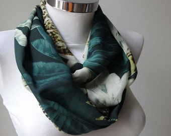 Teal Green White Flower Infinity Scarf, Trendy Scarf, Circle Scarf, Tube Scarf, Floral Design Scarf, For Her, Women Gifts, Christmas Gifts