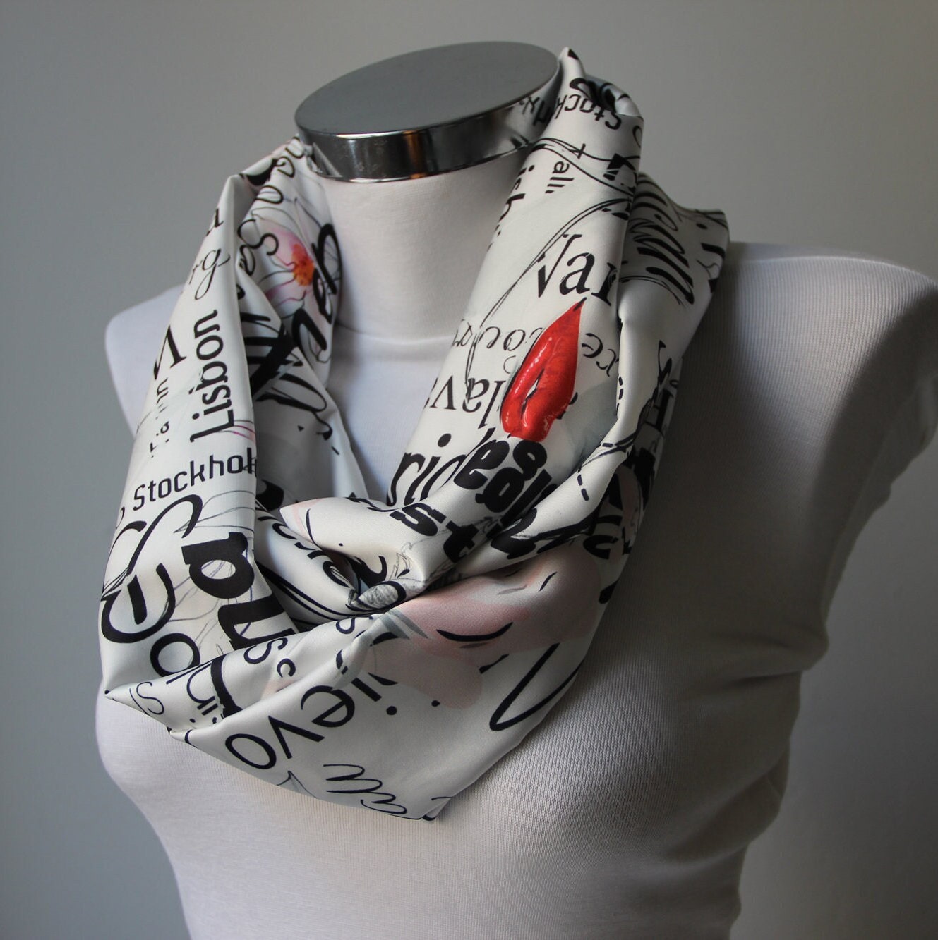 Infinity Scarf, Hand Writing and Lips Design Scarf, Fashion Drawing ...