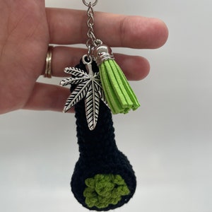 Weed pipe keychain/weed/marijuana/key chain/stoner/stoner gift/present/smoke image 3