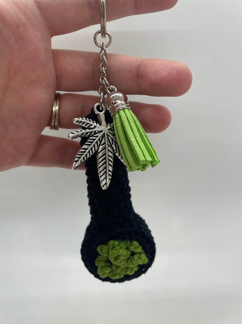 Weed pipe keychain/weed/marijuana/key chain/stoner/stoner gift/present/smoke image 3
