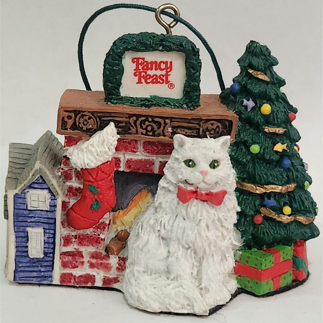 Vtg 1993 Fancy Feast Christmas Ornament White Resin Cats in Front of