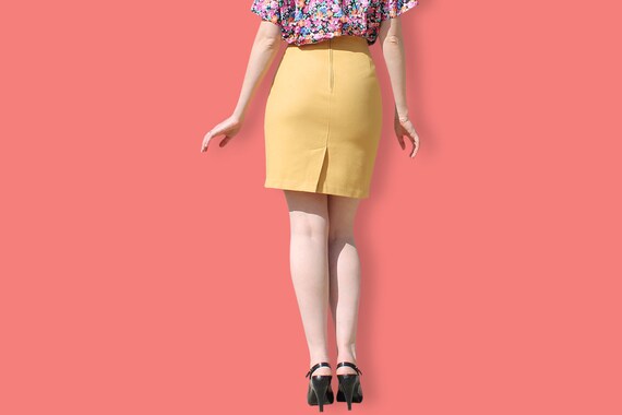 80s Yellow Mini Pencil Skirt - Office Mini Sheath… - image 6