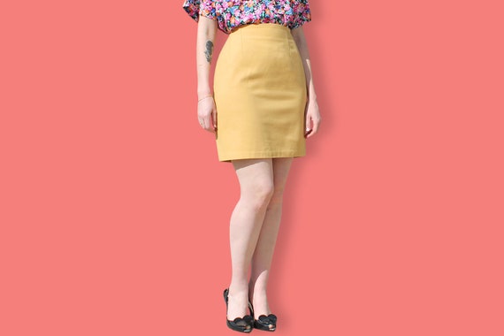 80s Yellow Mini Pencil Skirt - Office Mini Sheath… - image 4