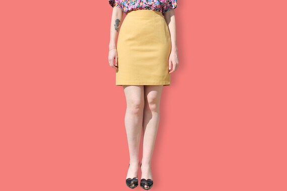 80s Yellow Mini Pencil Skirt - Office Mini Sheath… - image 2