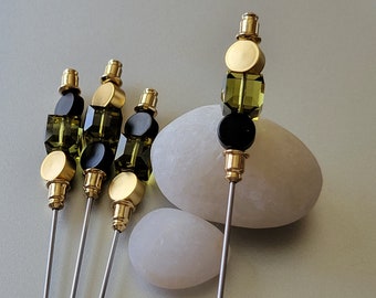 Martini Pick - Fern Green Swarovski Cubes, Gold and Black Discs