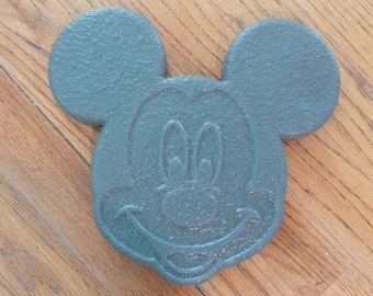 Medium Mickey Stepping Stone Concrete - Etsy