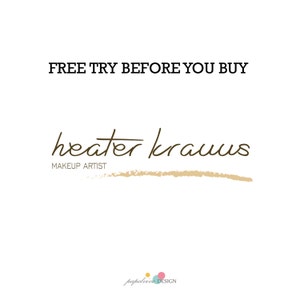Könnte beinhalten: Ein Logo für eine Make-up-Künstlerin namens "heater krauss" mit dem Text "FREE TRY BEFORE YOU BUY" über dem Namen und dem Text "MAKEUP ARTIST" unter dem Namen. Das Logo enthält auch eine braune Linie und den Text "paperlove DESIGN" in einer kleineren Schriftart unten.