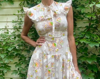 1970s Floral Ruffle Cottage Core Dress. S