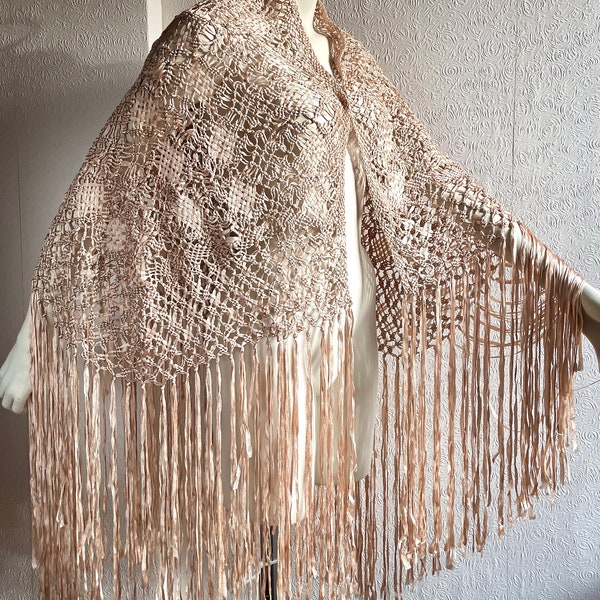 macrame shawl