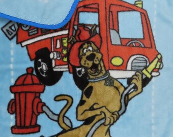 Vintage Scooby-Doo small plush blanket