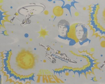 Vintage Star Trek Queen sized flat and fitted sheets