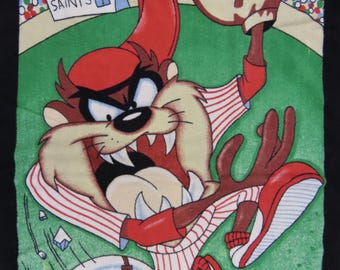 Vintage Looney Tunes beach towel