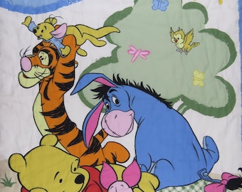Vintage Winnie the Pooh small quilted blanket