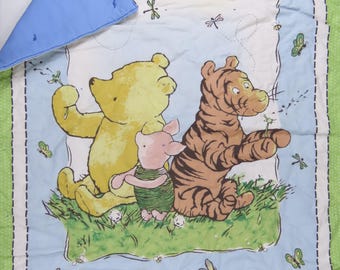 Classic Winnie the Pooh small blanket