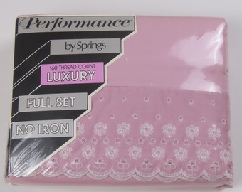 Vintage Performance by Springs Full sized sheet set -includes flat, fitted, and 2 pillowcases -New in package