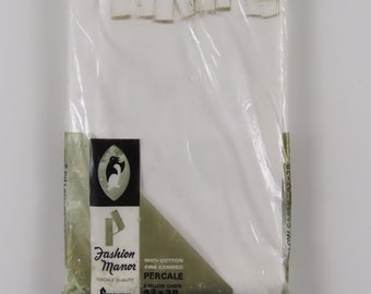 Set of 2 Vintage Fashion Manor white pillowcases -New in package