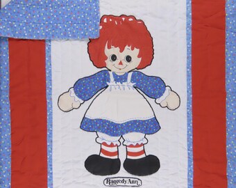 Vintage Raggedy Ann small quilted blanket
