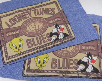 Set of 2 Vintage Looney Tunes standard pillowcases