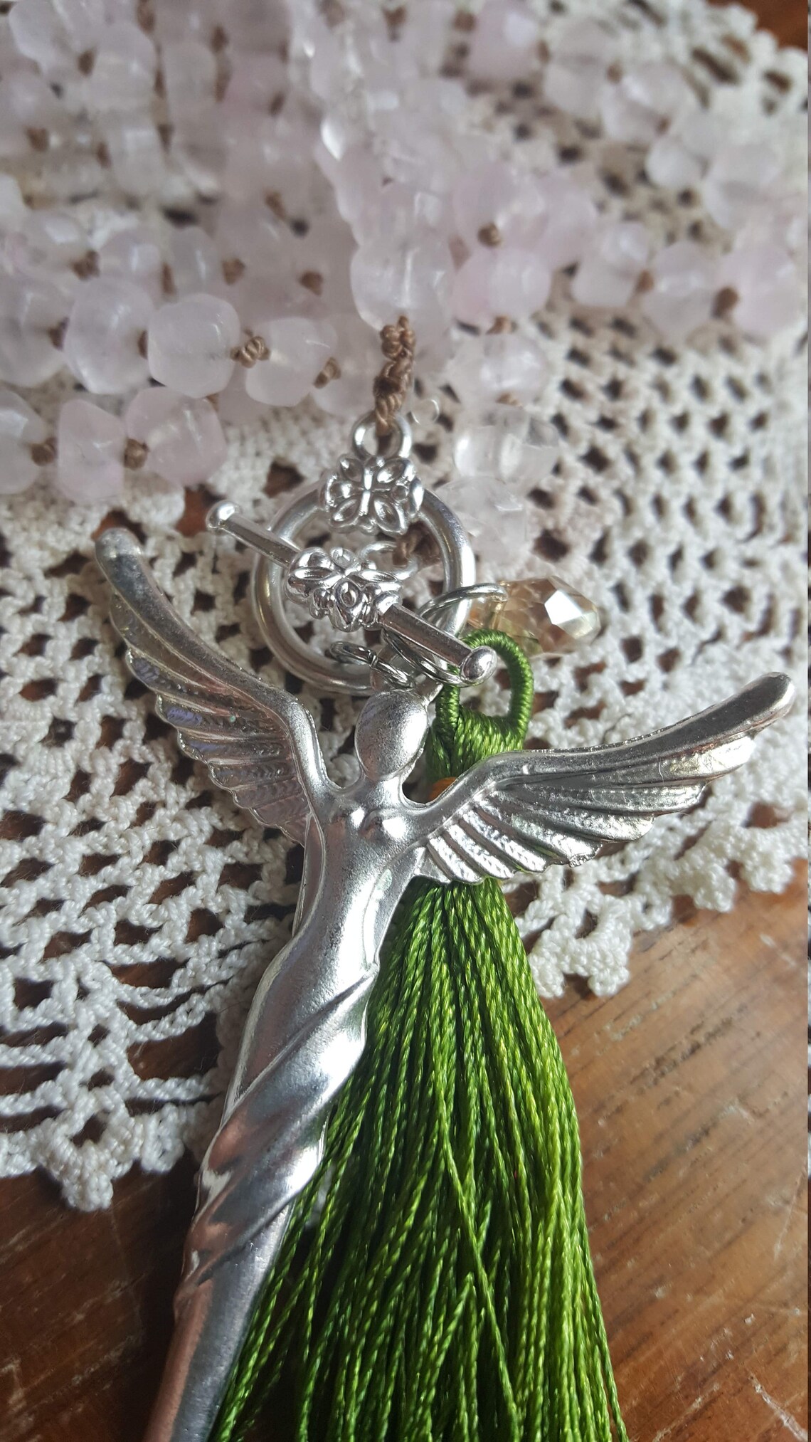 In a Knot Chain with Rose Quartz Bead