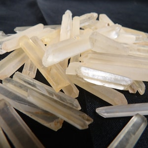 Golden Healer Quartz Crystal Matchsticks 20g 12-16 small points Golden Lemurian Seeds Gift bag & Activation Guide. Solar Plexus Chakra