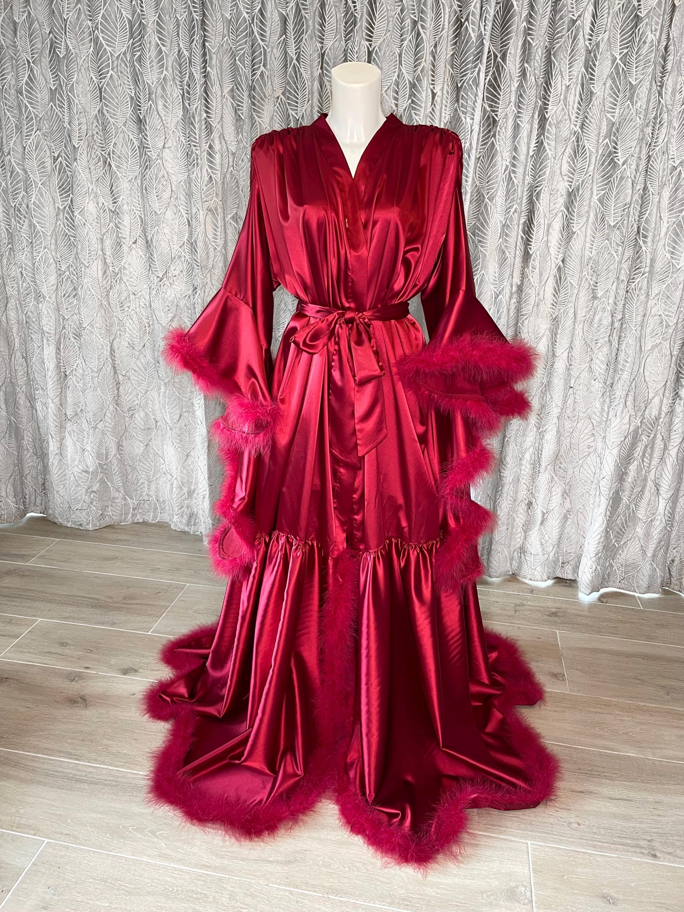 Silk Hollywood Robe Canada
