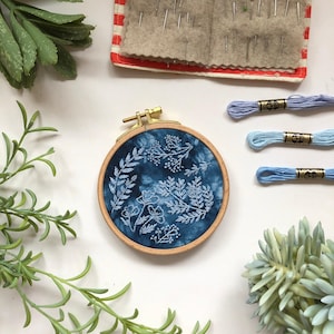 Cyanotype DIY Forage - Botanical Embroidery Kit for Beginners