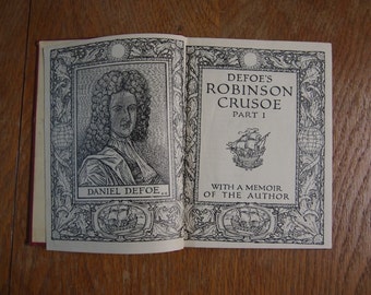 Vintage Book: Robinson Crusoe, Daniel Dafoe