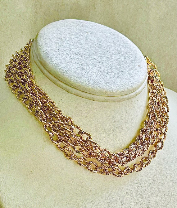 Vintage Monet textured curb link chain necklace 5… - image 9