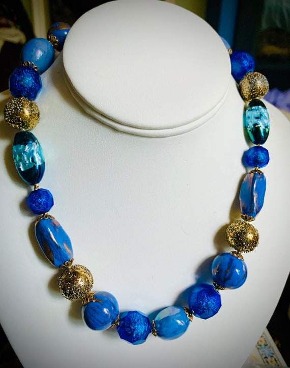 Vintage Crown Trifari Beaded Necklace Unique Piec… - image 4